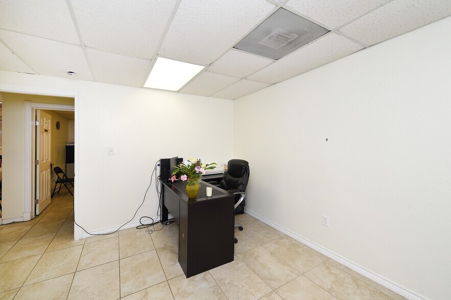More Photos Of 2736 Dallas Ave, Ingleside Unknown For Lease
