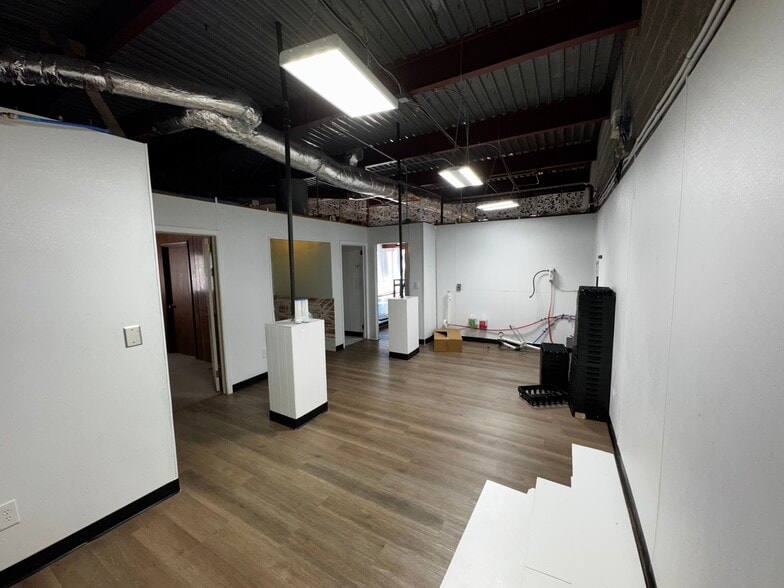 More Photos Of 2830 Wade Hampton Blvd, Taylors Freestanding For Lease