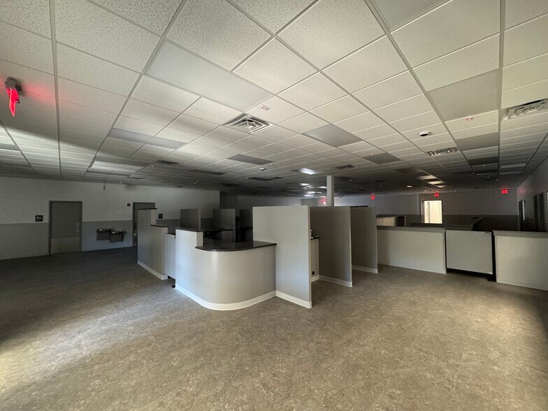 More Photos Of 5516 Winona St, Winston-Salem Medical For Sale