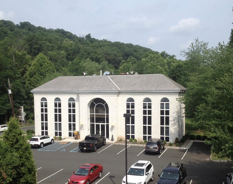 501 Watchung Ave, Watchung, NJ 07069 Office For Lease