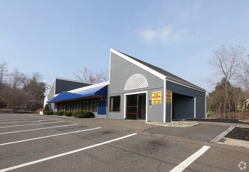 More Photos Of 2 Willowbrook Rd, Cromwell Unknown For Lease