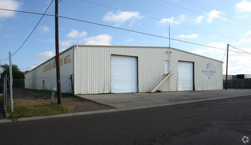 More Photos Of 8600 San Gabriel Dr, Laredo Warehouse For Lease