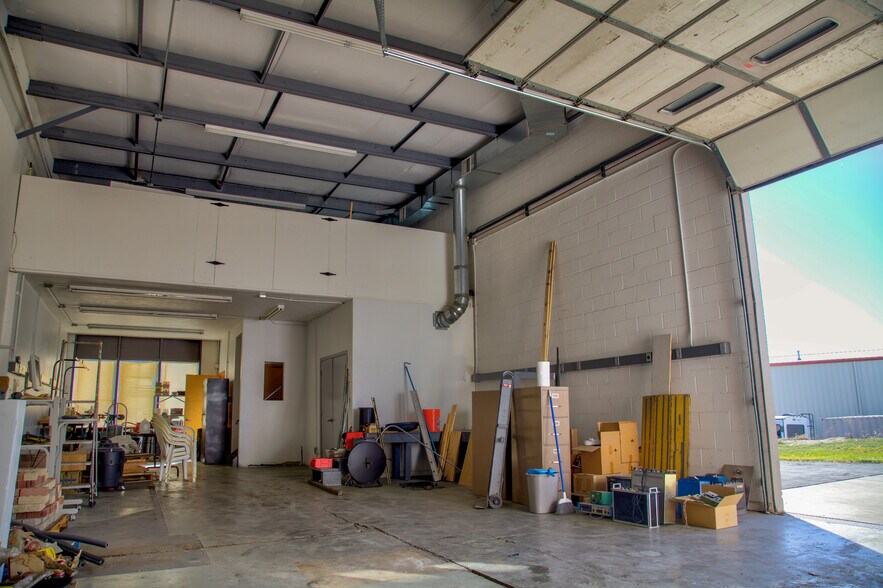 More Photos Of 7140 W 117th Ave, Broomfield Warehouse For Sale