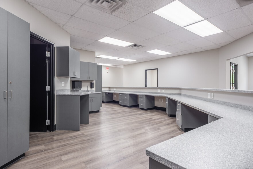 More Photos Of 8480 S Eastern Ave, Las Vegas Medical For Lease
