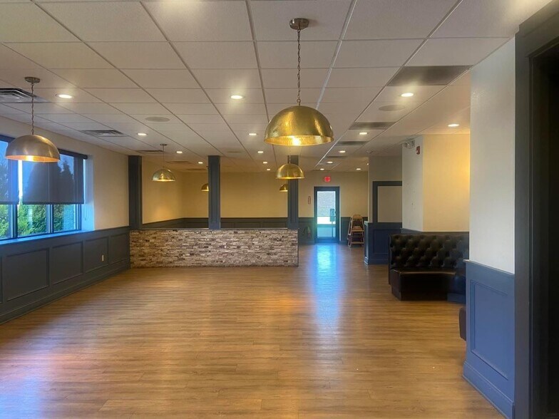 More Photos Of 120 Pixley Rd, Gates General Retail For Sale