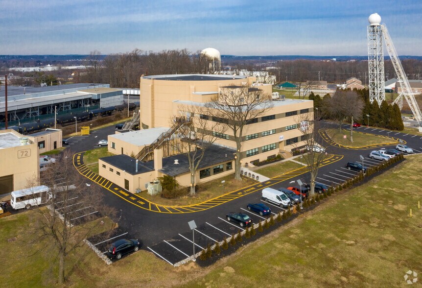 More Photos Of 780 Falcon Cir, Warminster Loft Creative Space For Lease