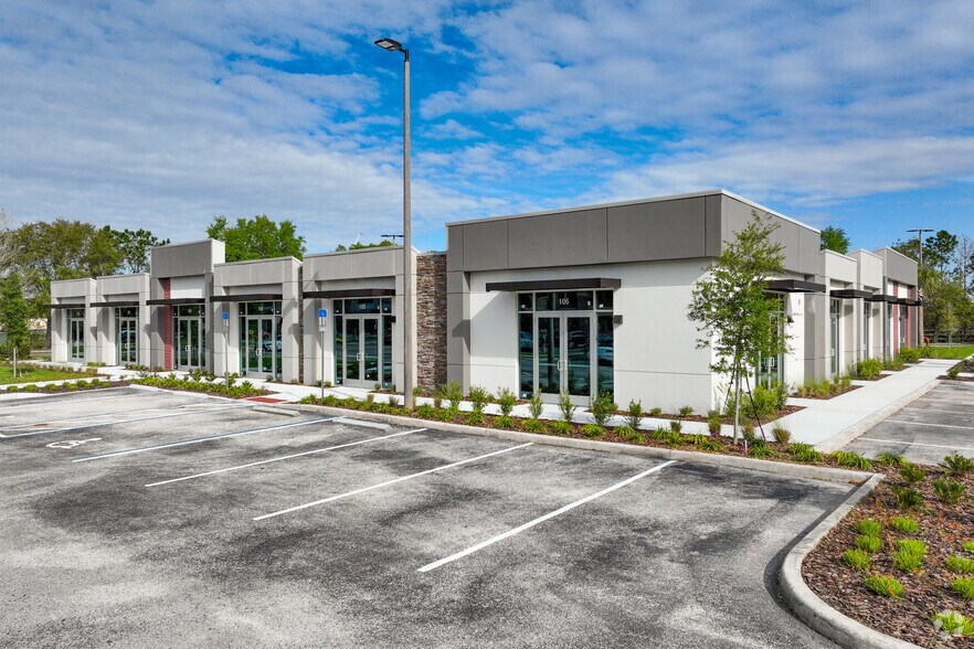 More Photos Of 13504 Village Park Dr, Orlando Medical For Sale