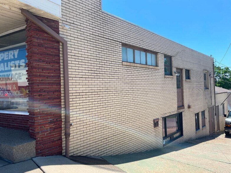 More Photos Of 4145 Brownsville Rd, Pittsburgh Storefront For Sale