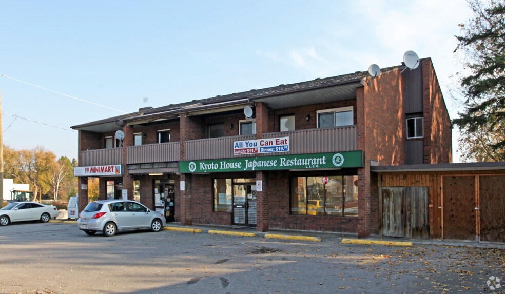 Primary Photo Of 443-445 Brock St N, Whitby Storefront Retail Residential For Sale