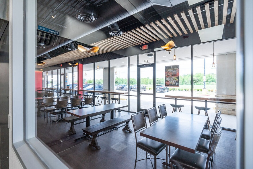 More Photos Of 23119 Colonial Pky, Katy Unknown For Lease