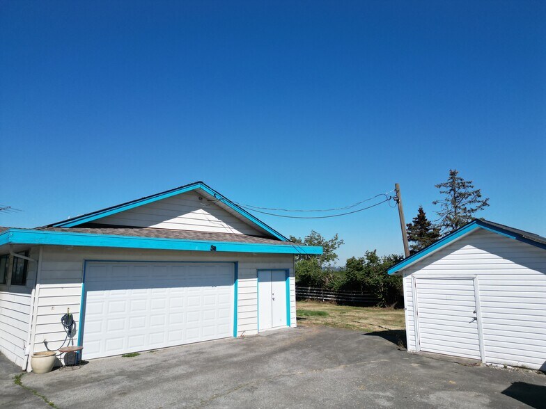 More Photos Of 4444 168 St, Surrey Land For Sale