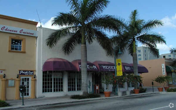 More Photos Of , Hollywood General Retail For Sale