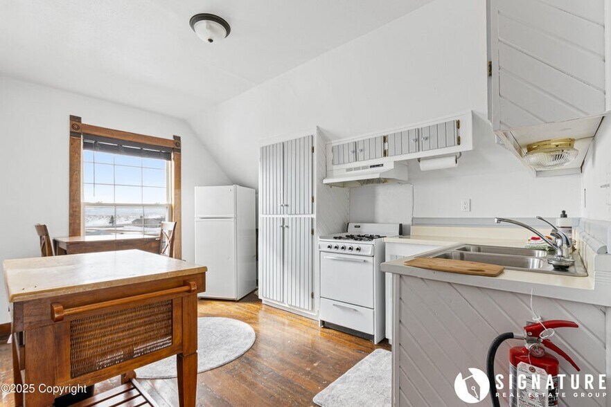 More Photos Of 115 Pine Haven Rd, Pine Haven Trailer Camper Park For Sale