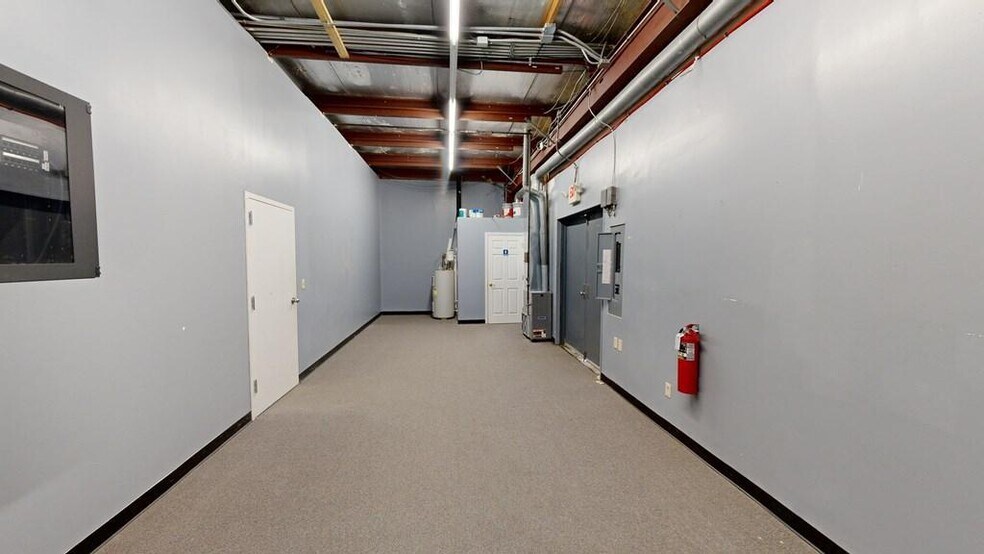 More Photos Of 1653-1655 W 4th St, Mansfield General Retail For Sale