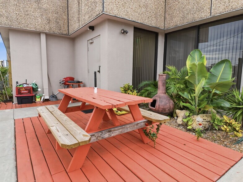 More Photos Of 5321 Grand Blvd, New Port Richey Medical For Sale