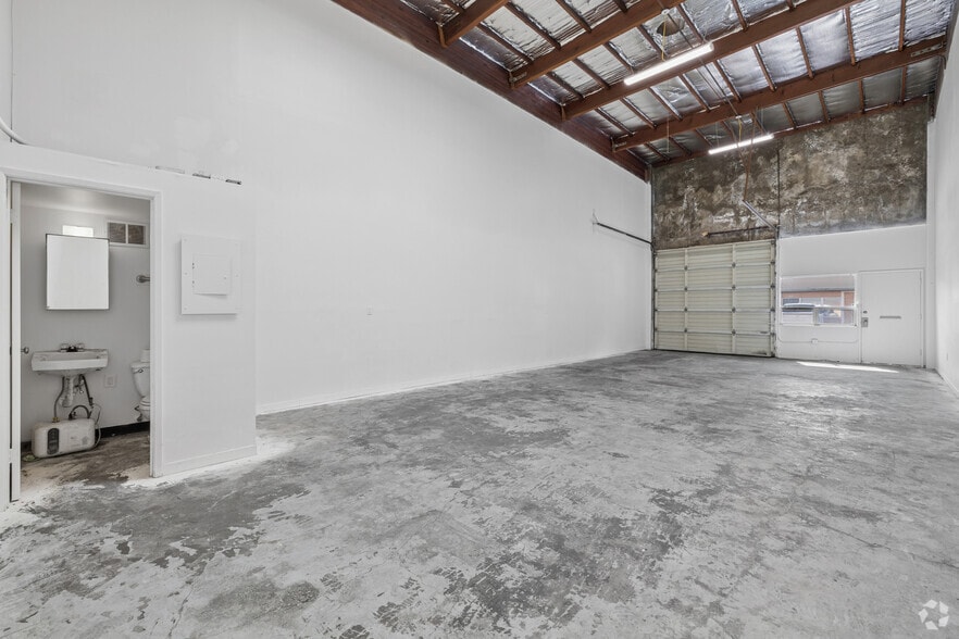 More Photos Of 299 Old County Rd, San Carlos Unknown For Lease