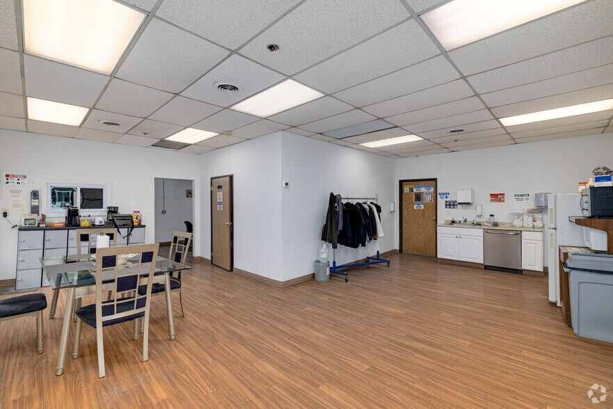 More Photos Of 9 Whippany Rd, Whippany Unknown For Lease