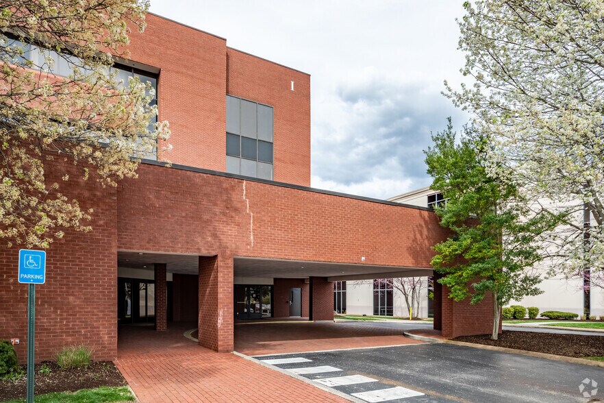 More Photos Of 3055 Lebanon Pike, Nashville Unknown For Lease