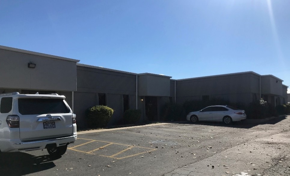 More Photos Of 3007-3023 S West Temple, Salt Lake City Light Manufacturing For Lease