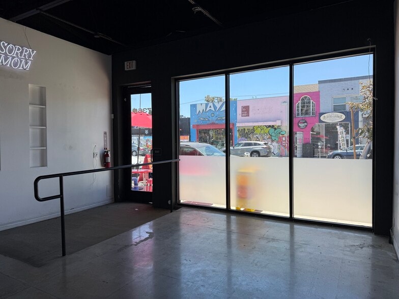 More Photos Of 7365 Melrose Ave, Los Angeles Storefront Retail Office For Lease