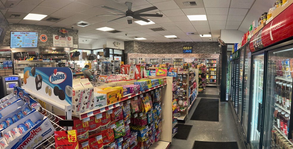 More Photos Of 3602 Tieton Dr, Yakima Convenience Store For Sale