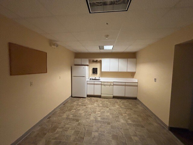 More Photos Of 201 N Clinton Ave, Saint Johns Storefront For Lease