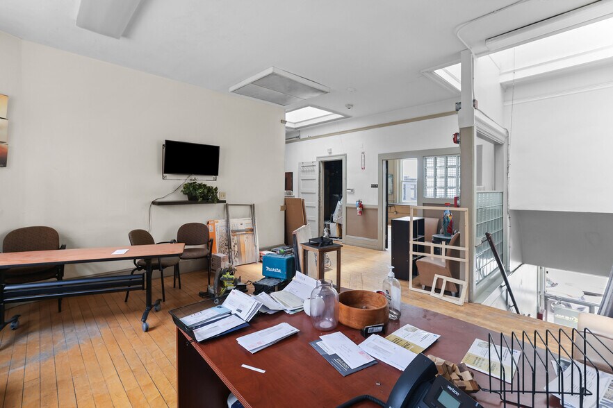 More Photos Of 31-33 Summer St, Pawtucket General Retail For Sale