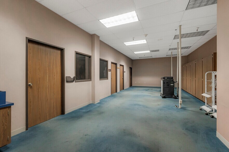 More Photos Of 400 E Park Ave, Chico Office For Sale