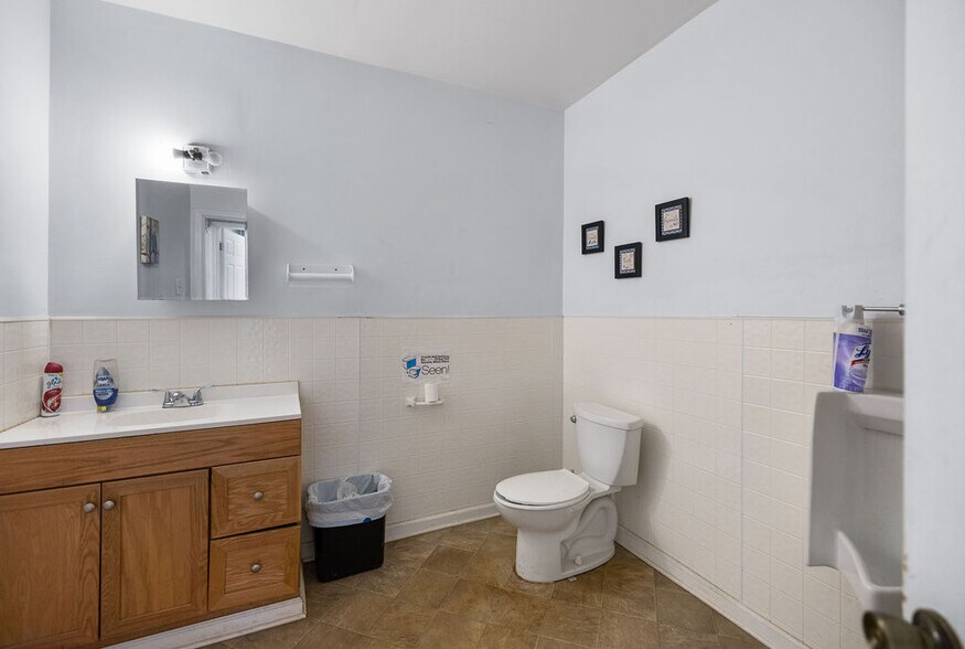 More Photos Of 1030 Bypass 25 NE, Greenwood Light Distribution For Sale