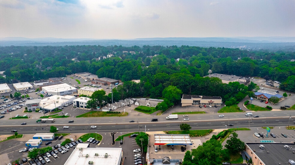More Photos Of 425 NJ-17, Ramsey Hotel For Sale