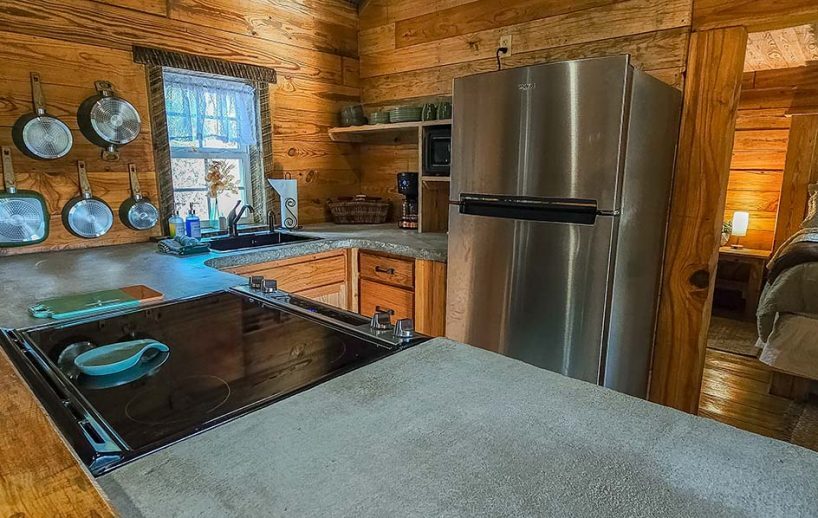More Photos Of County Road 222, Eureka Springs Hotel For Sale