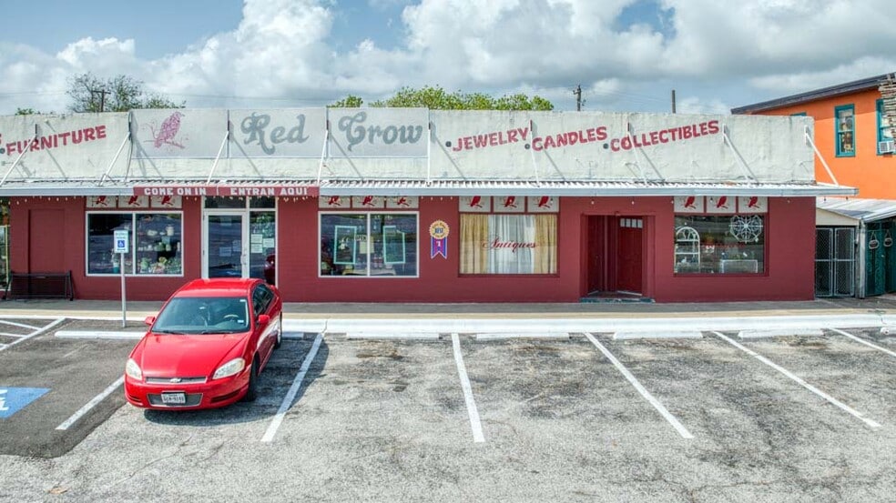 More Photos Of 4321-4343 S Alameda St, Corpus Christi Storefront For Sale