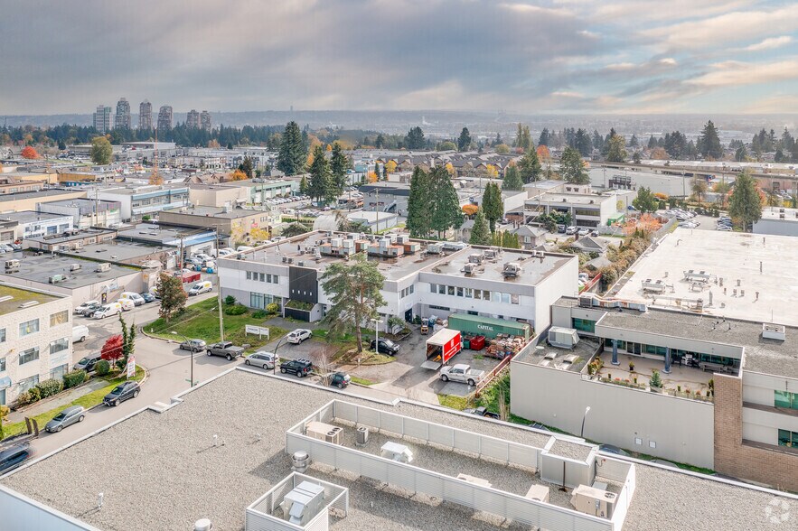 More Photos Of 7060 Waltham Ave, Burnaby Warehouse For Lease