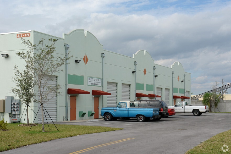 More Photos Of 414-424 NW 10th Ave, Homestead Warehouse For Sale