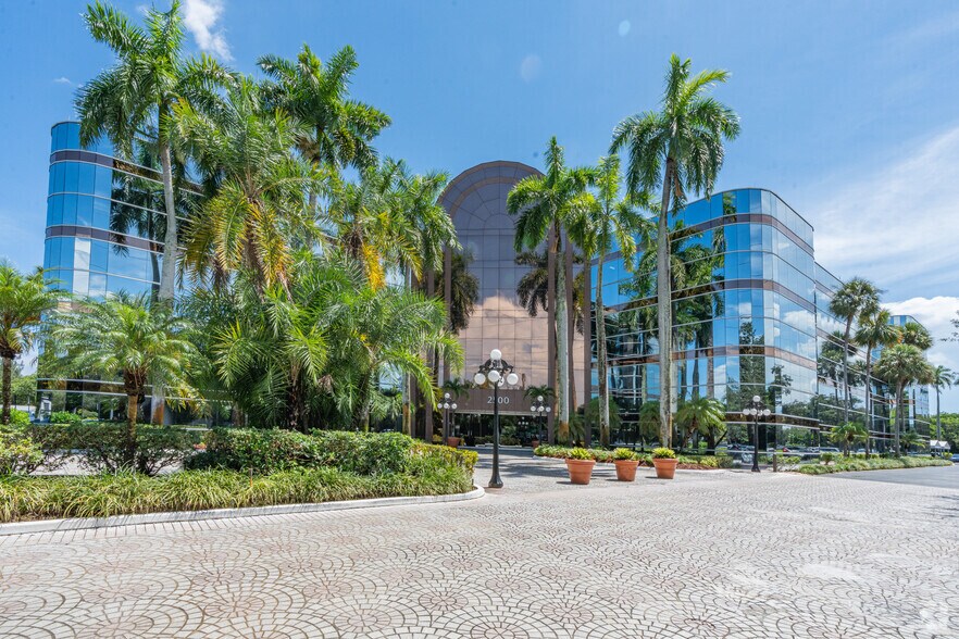 More Photos Of 2500 N Military Trl, Boca Raton Office For Lease