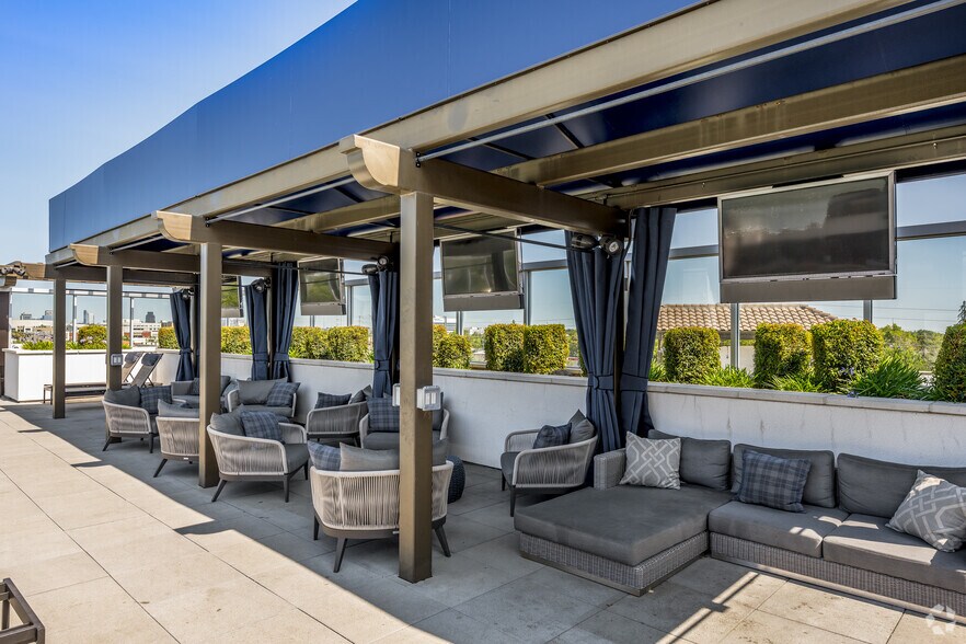 More Photos Of 3675 T St, Sacramento Apartments For Lease