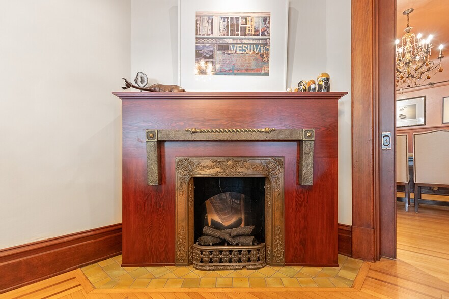 More Photos Of 2220 Capitol Ave, Sacramento Apartments For Sale