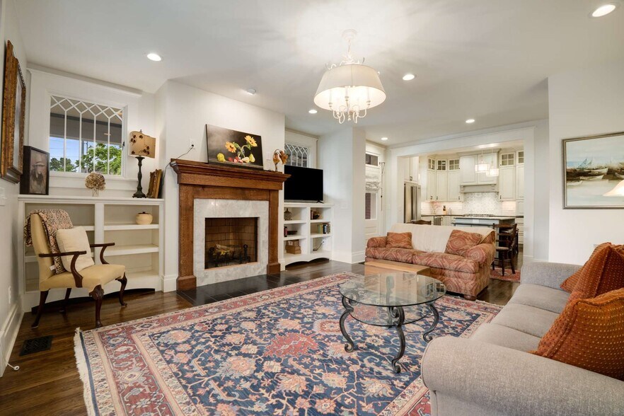 More Photos Of 1308 6th Ave N, Nashville Office Residential For Sale
