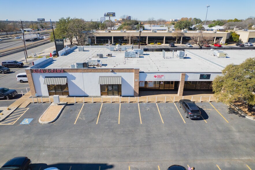 More Photos Of 2411 NE Loop 410, San Antonio Research And Development For Lease