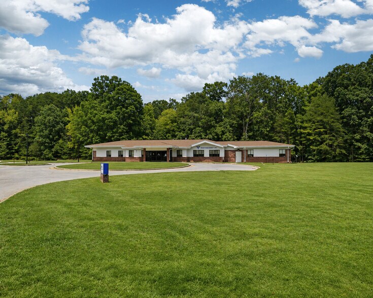 More Photos Of 1702 Nc Highway 86 N, Yanceyville Medical For Lease