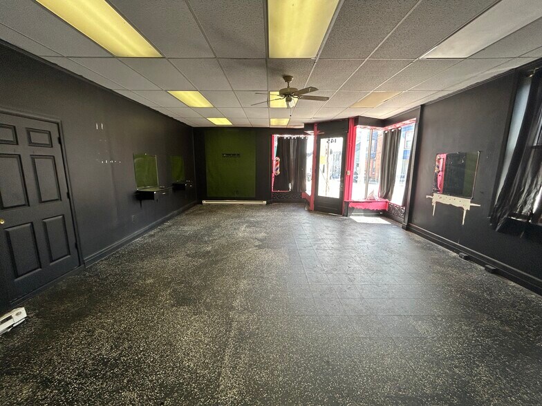 More Photos Of 143 E Antietam St, Hagerstown Office For Lease