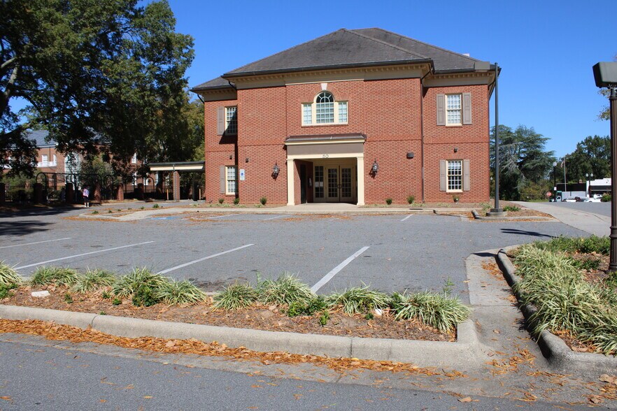 More Photos Of 50 Union St, Concord Bank For Lease