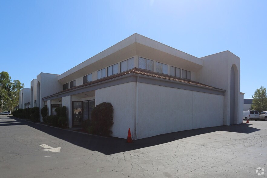 More Photos Of 25801 Obrero, Mission Viejo Light Manufacturing For Lease