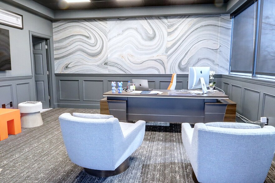 More Photos Of 881 corporate Dr, Lexington Office For Sale