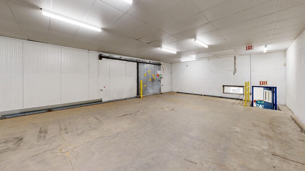 More Photos Of 2423 E University Dr, Phoenix Refrigeration Cold Storage For Sale
