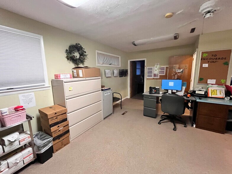 More Photos Of 34 Fawn Dr, Quarryville Office For Sale