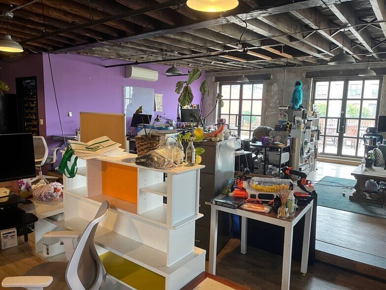 More Photos Of 333 Stagg St, Brooklyn Warehouse For Lease