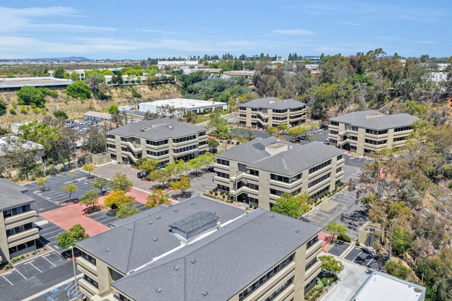 More Photos Of 3665 Ruffin Rd, San Diego Unknown For Lease