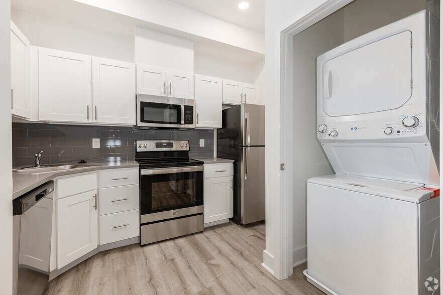 More Photos Of 214 Pier 1 Rd, Stevensville Apartments For Lease