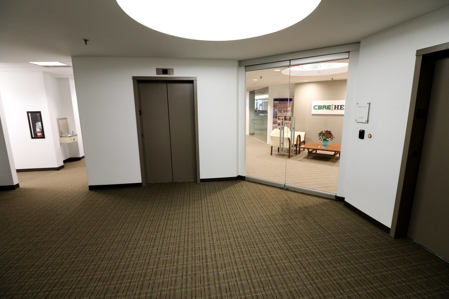 More Photos Of 8201 Corporate Dr, Landover Unknown For Lease